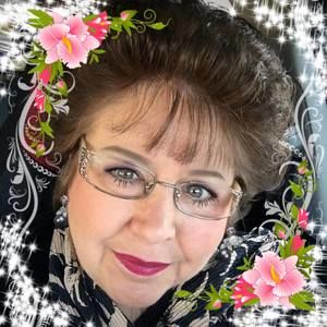 Meet your Posher, Joann